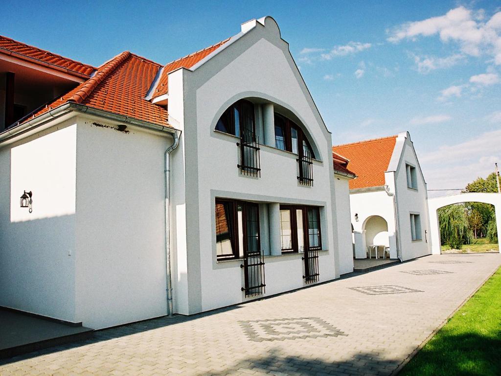 Szanyi Vendeghaz Hotel Hegyko Bagian luar foto